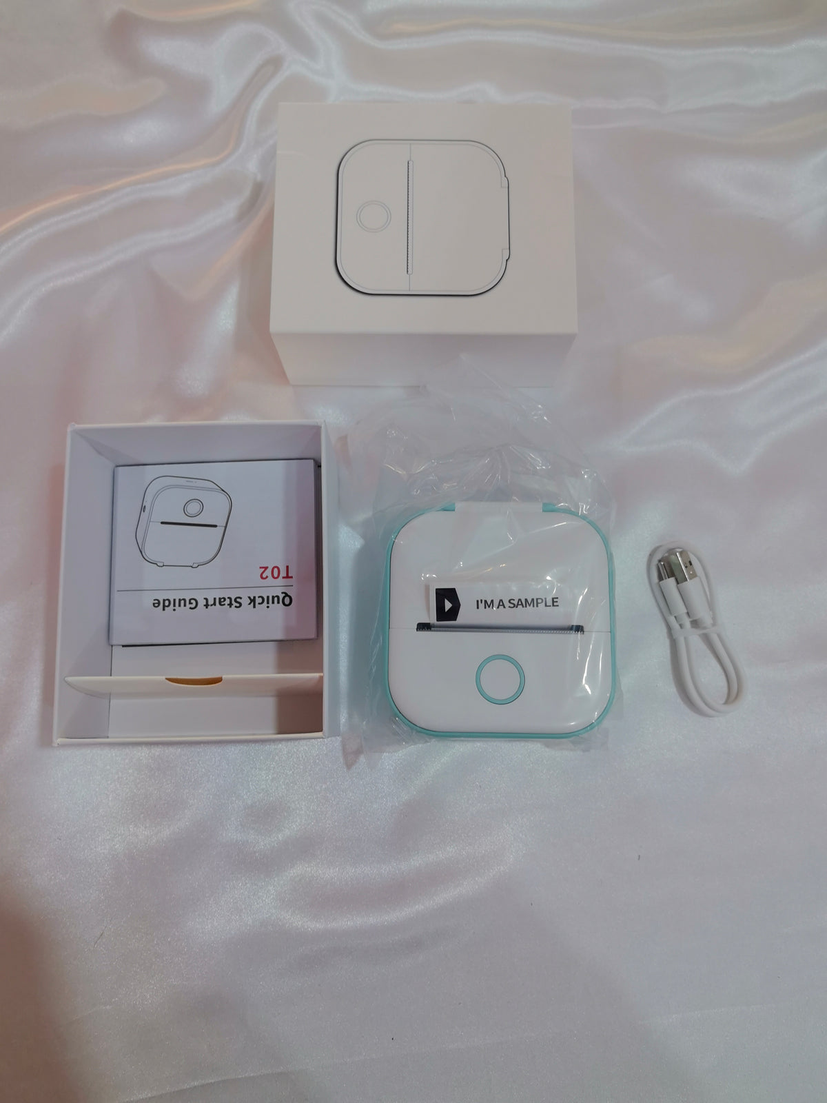 Mini Bluetooth Label & Photo Printer - Portable Thermal - feature close-up